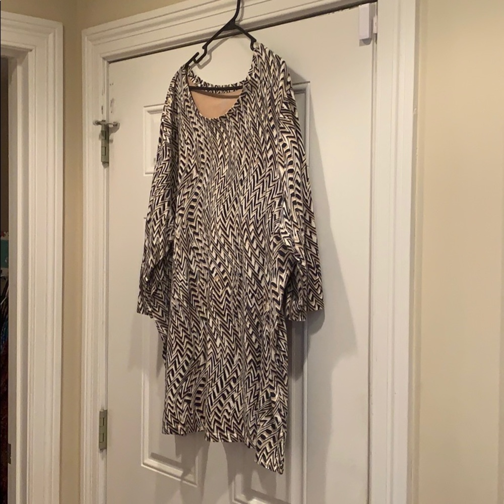Catherine’s quarter length shirt